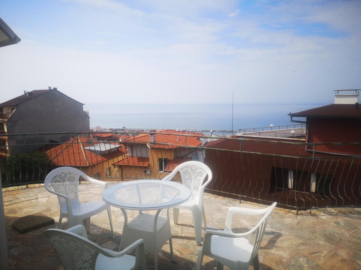Алми Almi Hotell Sveti Vlas Exteriör bild