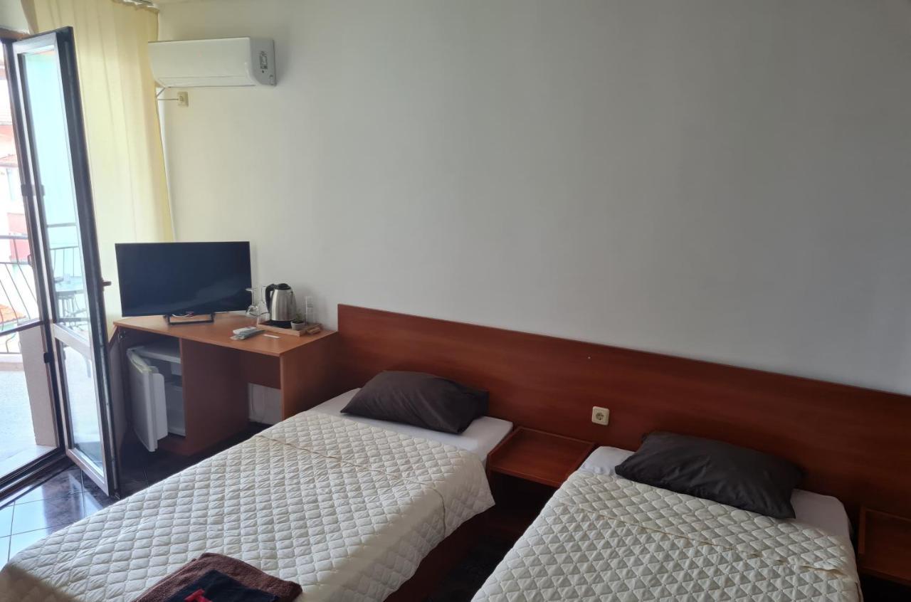 Алми Almi Hotell Sveti Vlas Exteriör bild