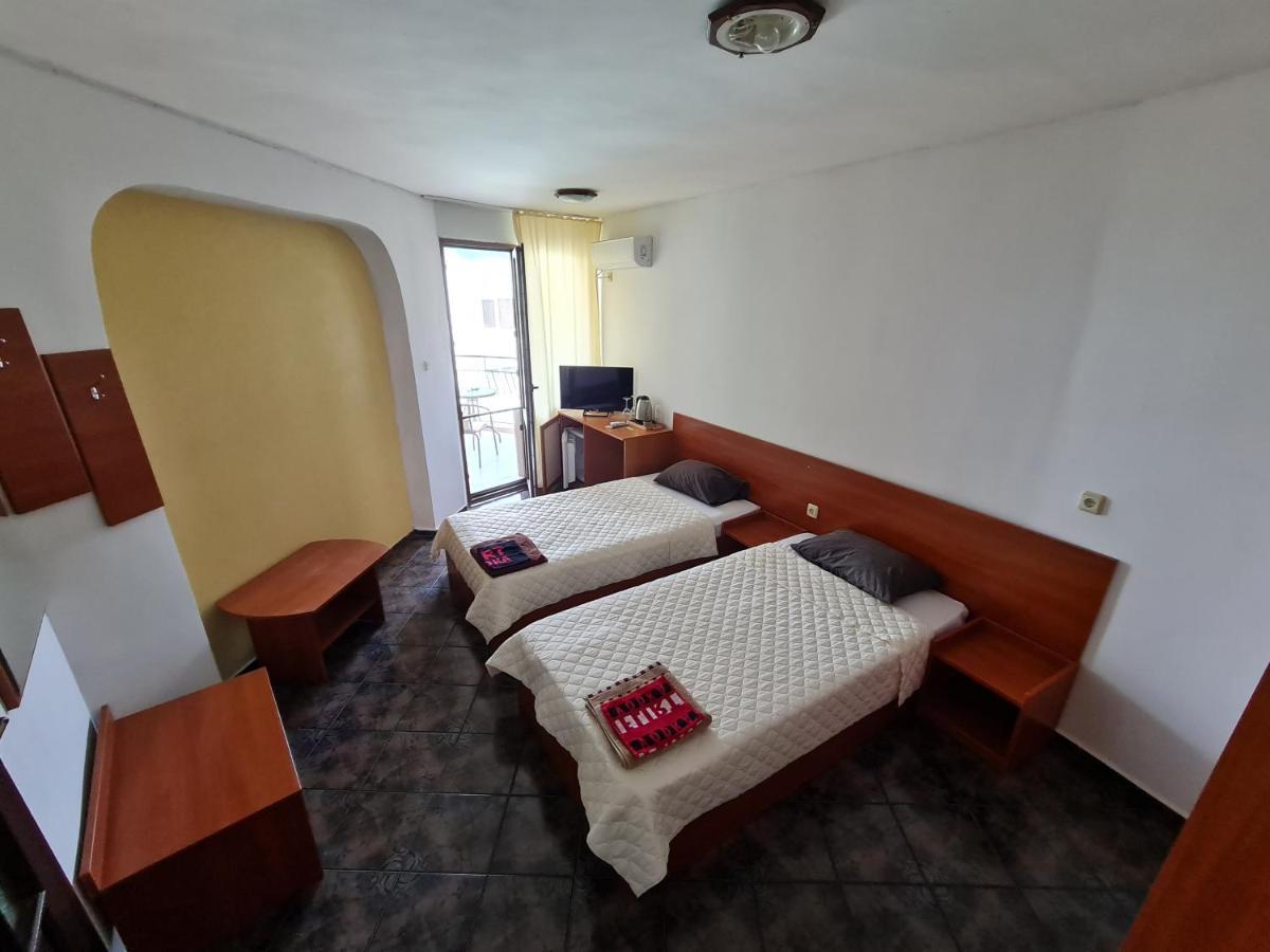 Алми Almi Hotell Sveti Vlas Exteriör bild