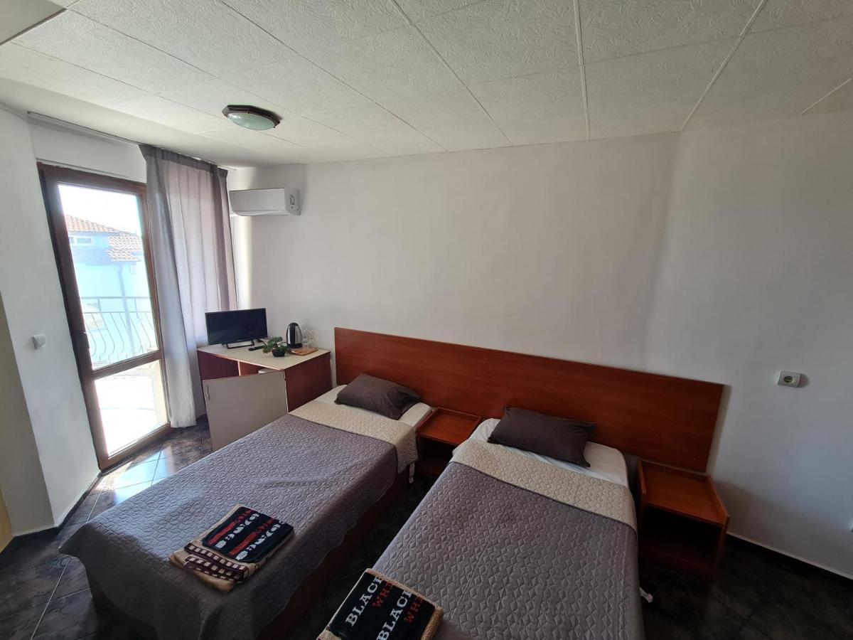 Алми Almi Hotell Sveti Vlas Exteriör bild